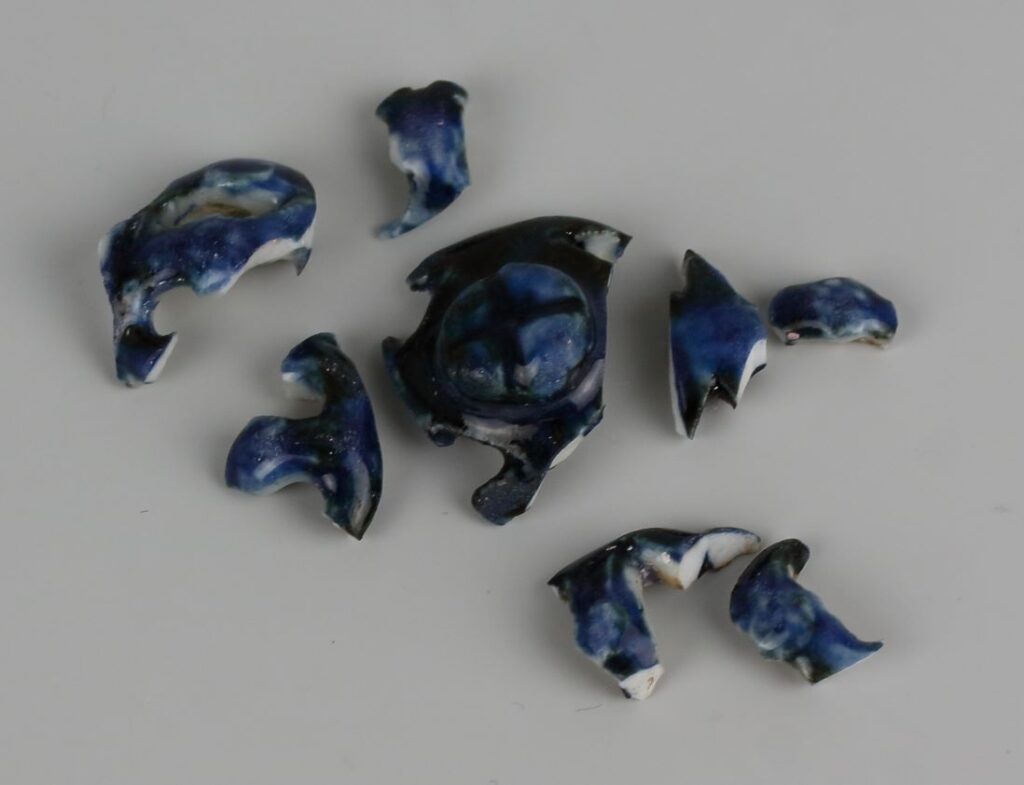 Knop van de deksel na ontmanteling van de oude restauratie